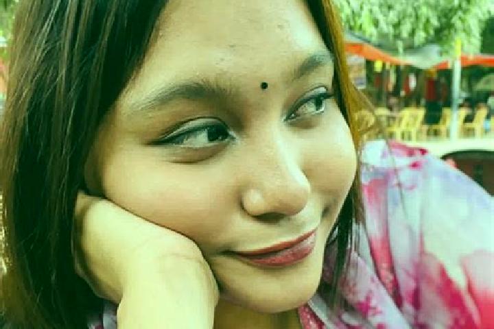 Violet, 35 — Escort in Laksham, Bangladesh