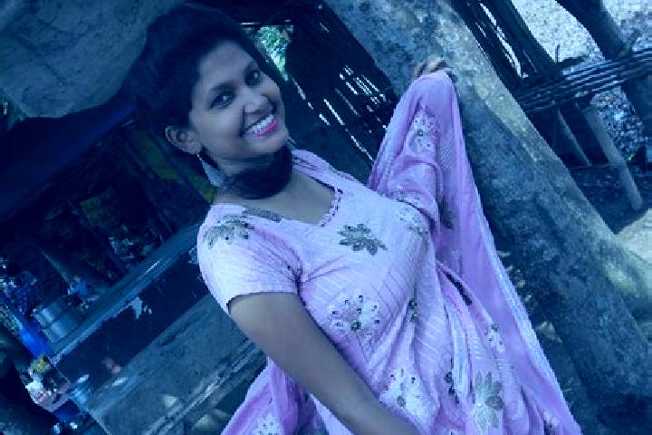 Violet, 35 — Escort in Mandalgarh, India