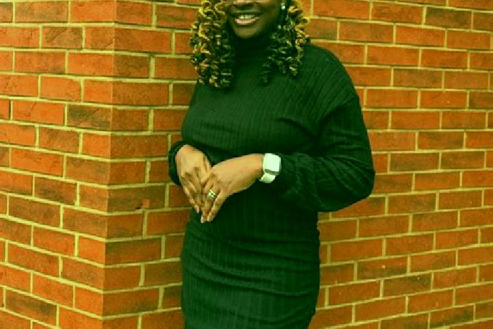 Violet, 35 — Escort in Mopa, Nigeria