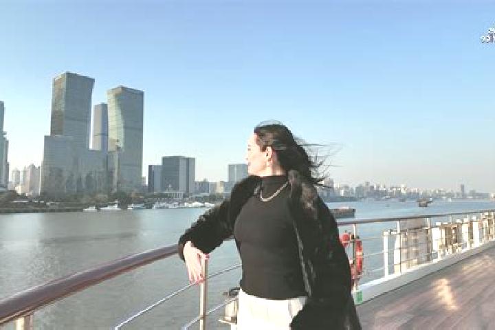 Violet, 35 — Escort in Qiantan, China