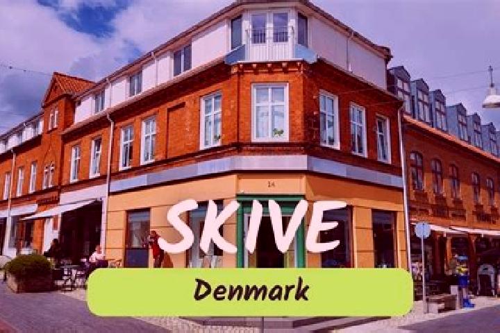 Violet, 35 — Escort in Skive, Denmark