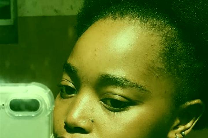 Violet, 35 — Escort in Somie, Cameroon