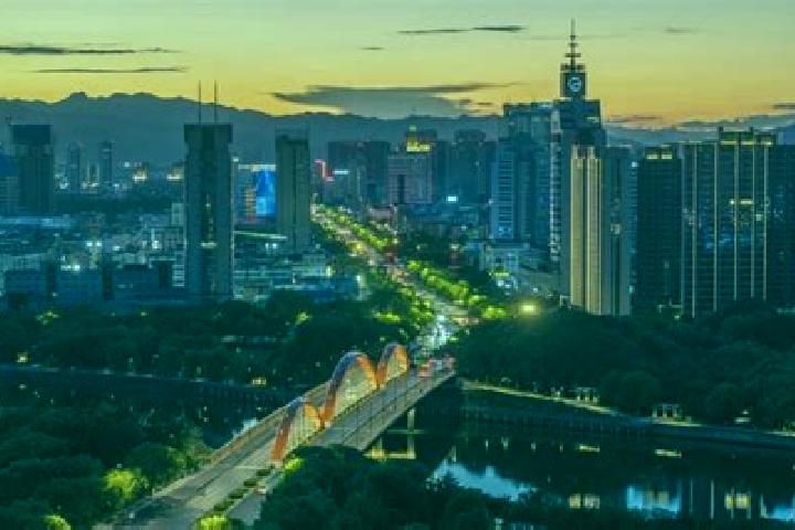 Violet, 35 — Escort in Yangshan, China