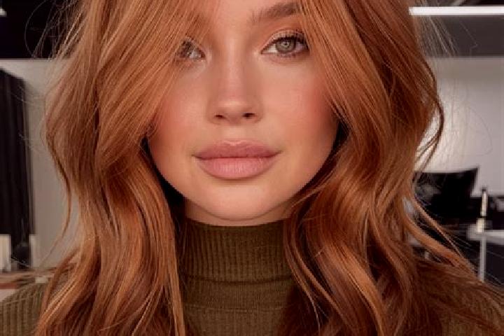 Violet, 36, a auburn hazel-eyed slavic companion based in Klinkrade. Offering A-Level, Dinner Date. Available for incall and outcall, day and evening dates.