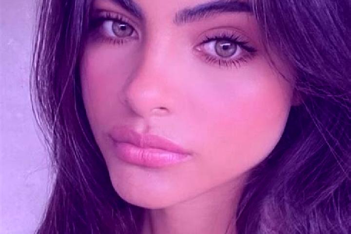 Violet, 36, a red dark-eyed caucasian companion based in Guadalupe. Offering Couples, Girlfriend Experience. Available for incall and outcall, overnight book...
