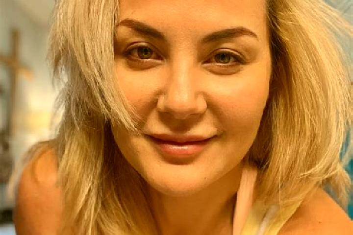 Violet, 36 — Escort in Arnaudville, United States