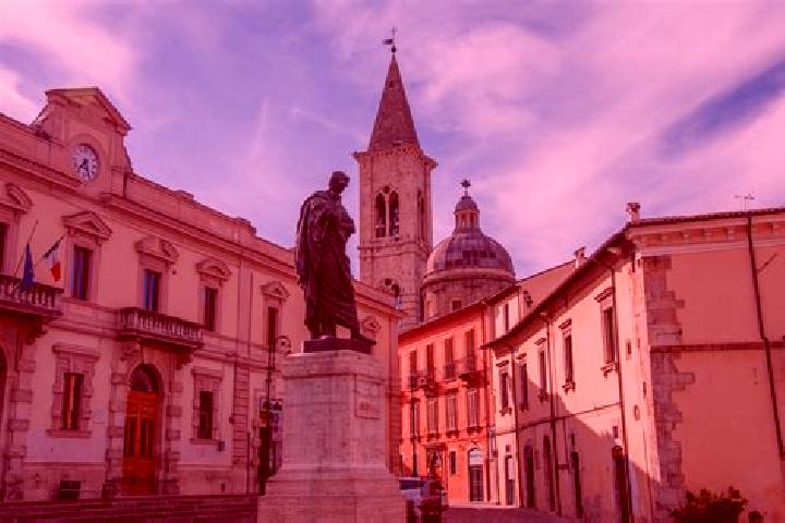 Violet, 36 — Escort in Civitella Messer Raimondo, Italy