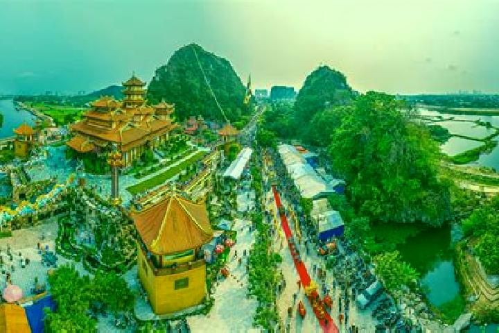 Violet, 36 — Escort in Ngu Hanh Son, Vietnam