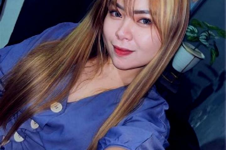 Violet, 36 — Escort in Tompasobaru, Indonesia