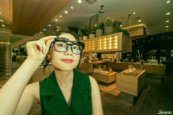 Violet, 36 — Escort in Xilong, China