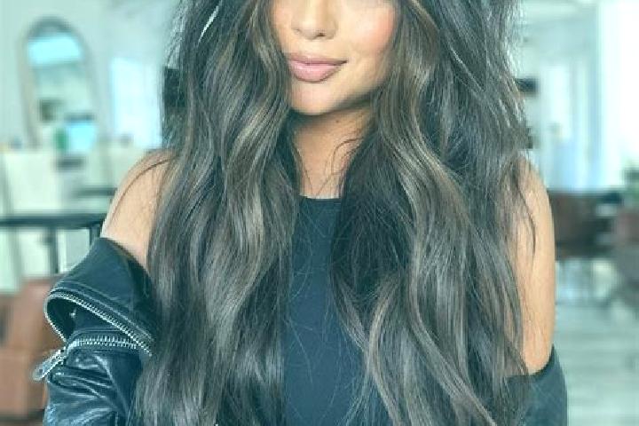Violet, 37, a brunette dark-eyed mixed companion based in Prados San Francisco. Offering Striptease, Overnight, Roleplay. Available for incall and outcall, o...