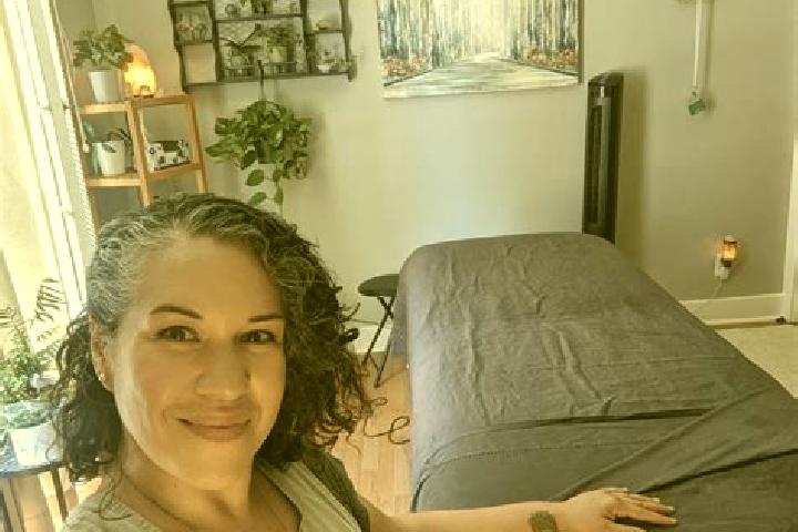 Violet, 37, a chestnut blue-eyed latina companion based in Hupperath. Offering Prostate Massage, Striptease, Erotic Massage, A-Level. Available for incall an...