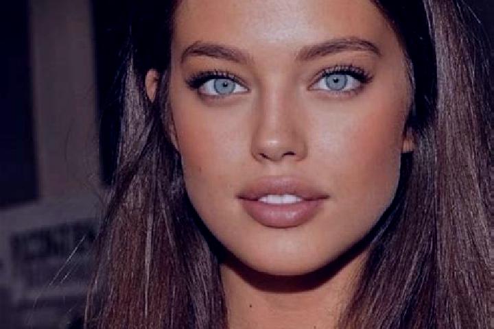 Violet, 37, a chestnut green-eyed caucasian companion based in Kalkow. Offering Party Girl, Overnight, Girlfriend Experience. Available for incall and outcal...