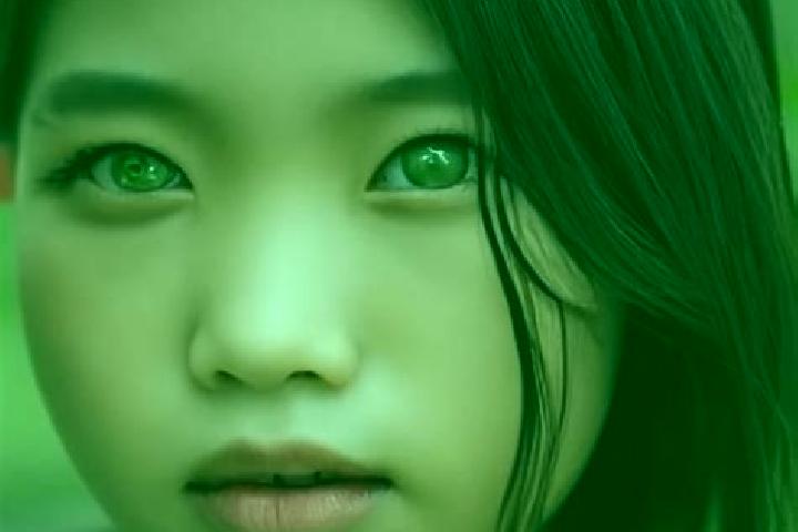 Violet, 37, a dark blonde green-eyed asian companion based in Qunke. Offering Domination, Overnight, Erotic Massage. Available for incall and outcall, day an...