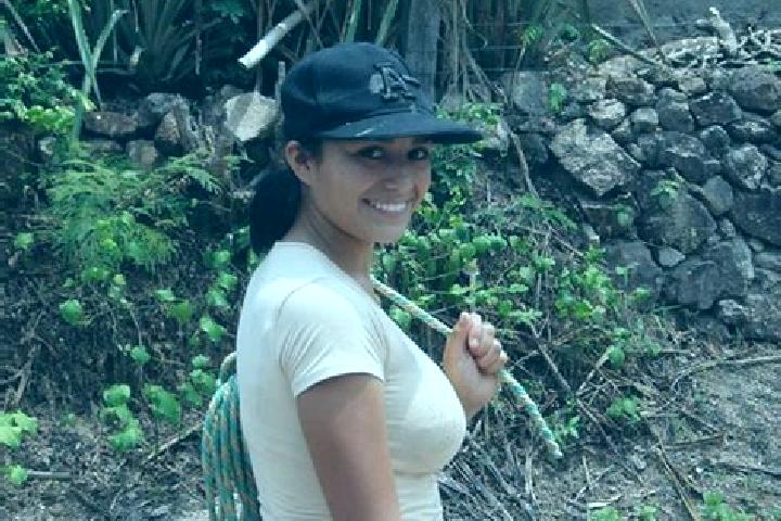 Violet, 37 — Escort in Cololaca, Honduras