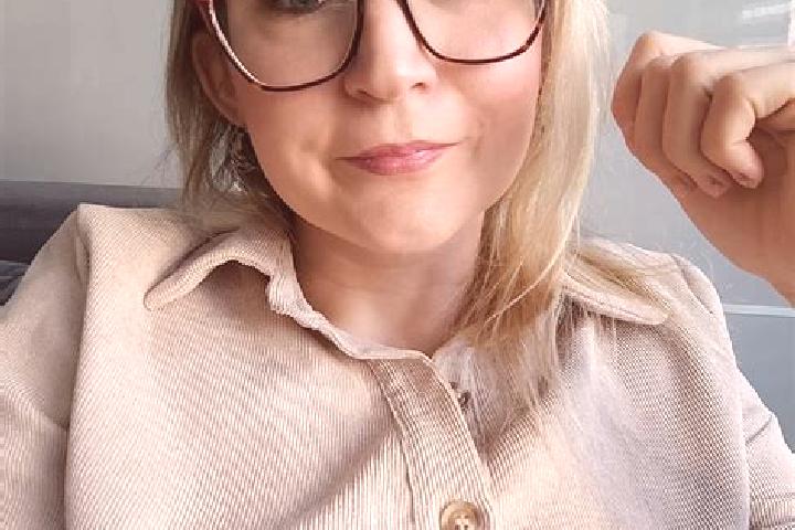 Violet, 37 — Escort in Czyze, Poland