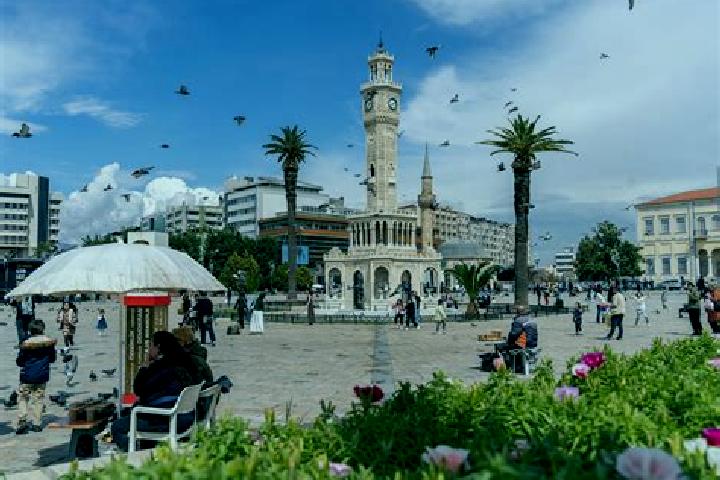 Violet, 37 — Escort in Izmir, Turkey