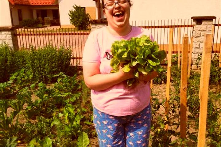 Violet, 37 — Escort in Jadowniki Mokre, Poland
