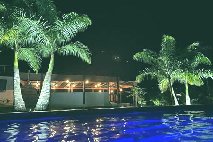 Violet, 37 — Escort in Pedro Vicente Maldonado, Ecuador