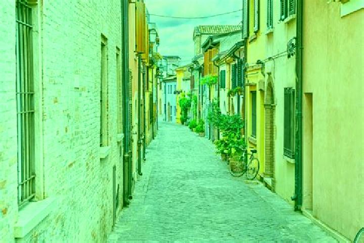 Violet, 37 — Escort in San Giuliano Nuovo, Italy