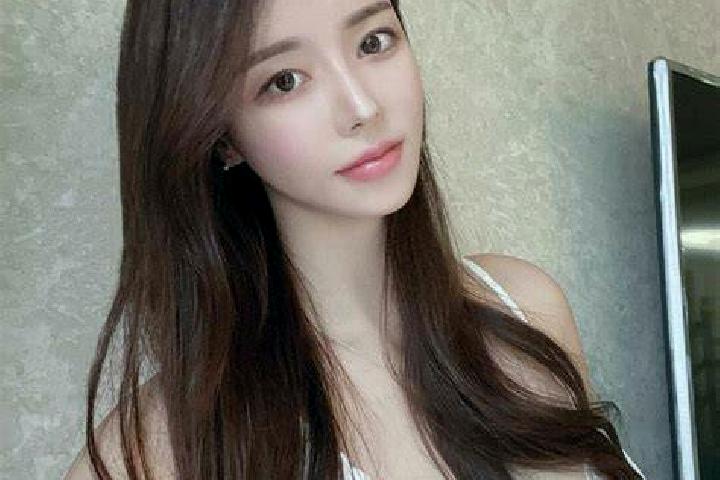 Violet, 37 — Escort in Tingpang, China