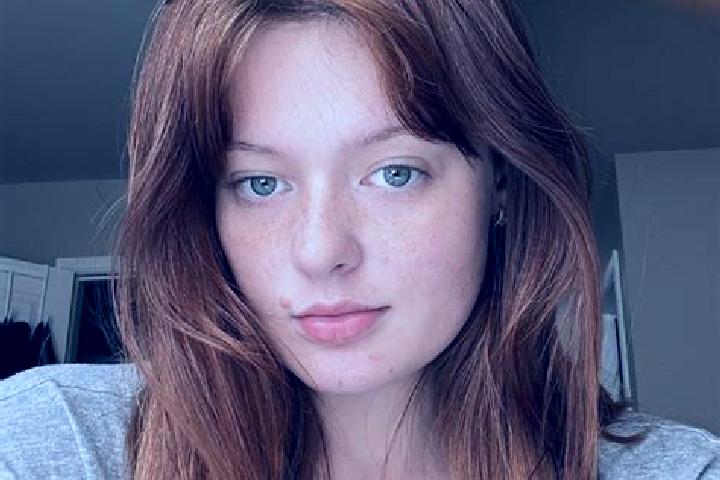 Violet, 38, a chestnut hazel-eyed asian companion based in Santa Lucia di Serino. Offering Striptease, Girlfriend Experience, Tantra, Party Girl. Available f...