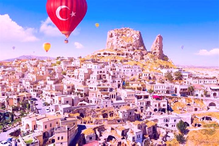 Violet, 38 — Escort in Asagi Azikli, Turkey