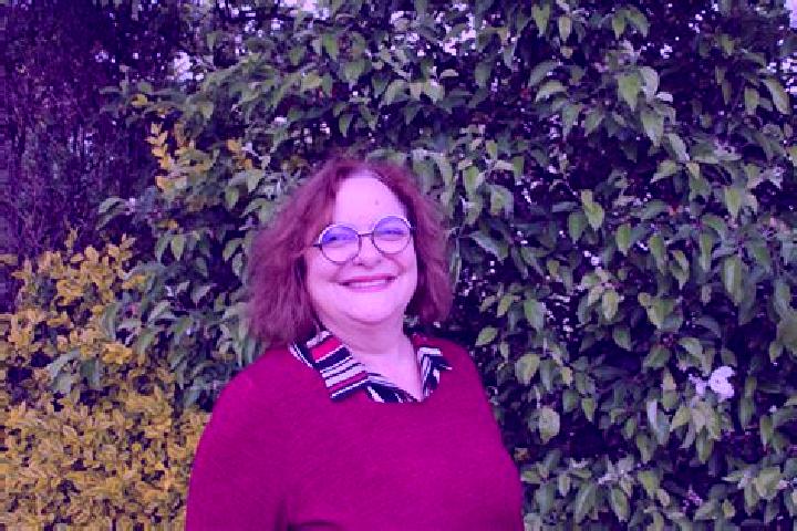 Violet, 38 — Escort in Brissarthe, France