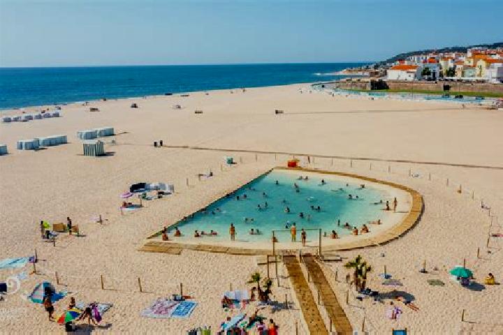 Violet, 38 — Escort in Buarcos, Portugal