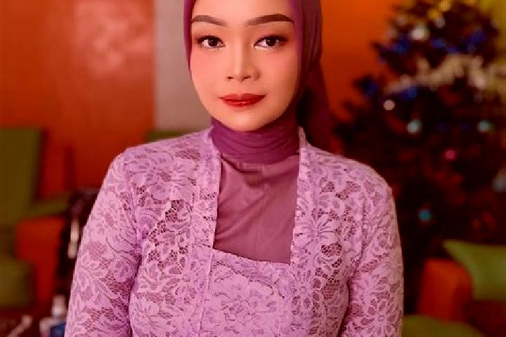 Violet, 38 — Escort in Dawung, Indonesia
