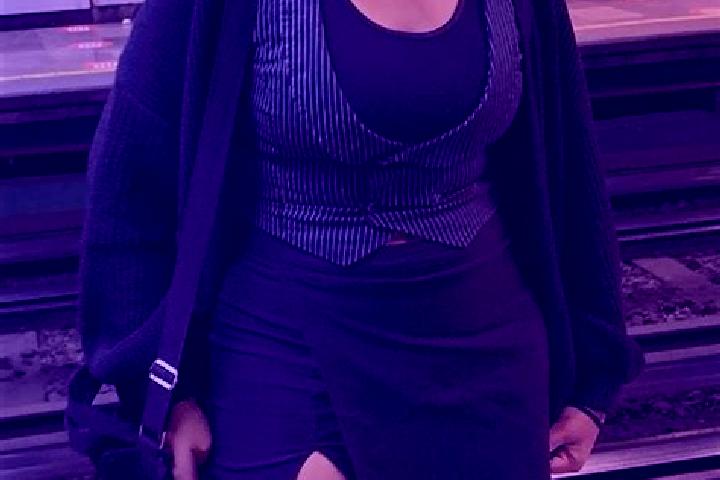 Violet, 38 — Escort in Komarovskiy, Russia