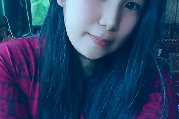 Violet, 38 — Escort in Wori, Indonesia