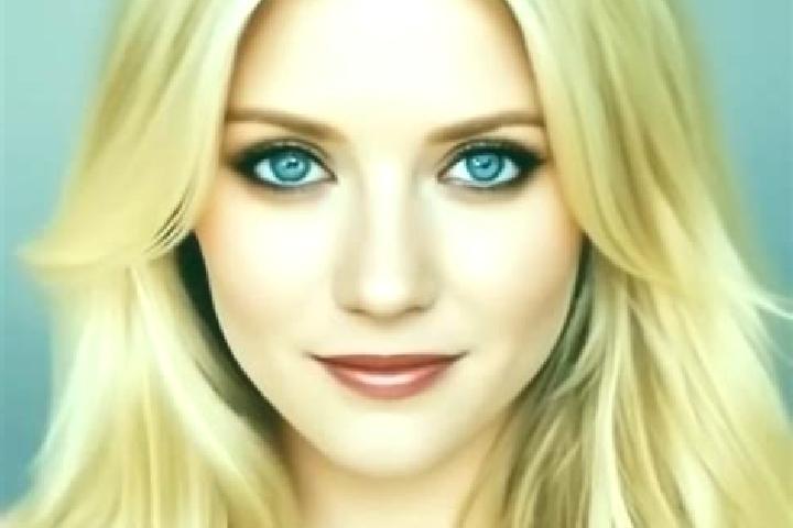 Violet, 39, a blonde grey-eyed caucasian companion based in Szemud. Offering A-Level, Erotic Massage, 69. Available for incall and outcall, overnight booking...