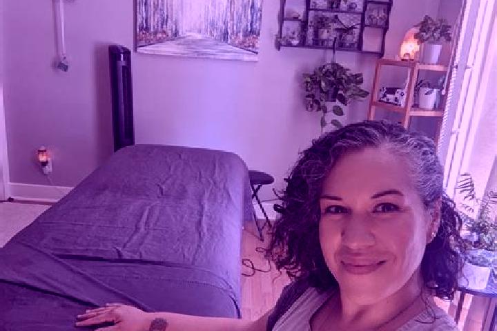 Violet, 39, a chestnut amber-eyed slavic companion based in Mountain View. Offering Dinner Date, Erotic Massage. Available for incall and outcall, day and ev...