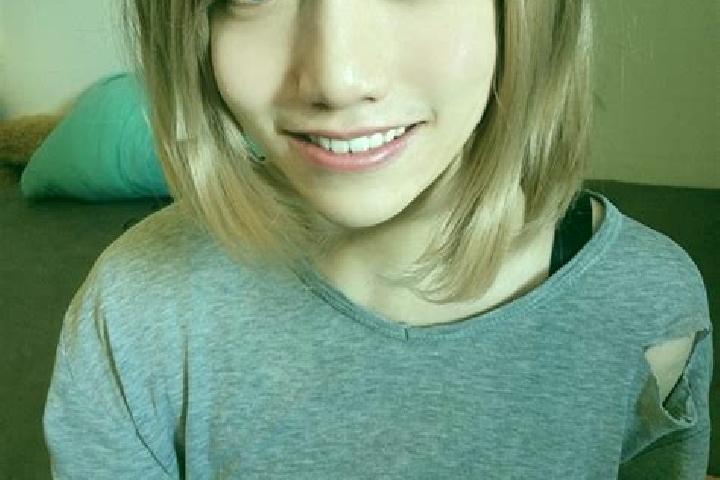 Violet, 39, a platinum blonde brown-eyed asian companion based in Bouin. Offering Dinner Date, CIM, A-Level. Available for incall and outcall, day and evenin...