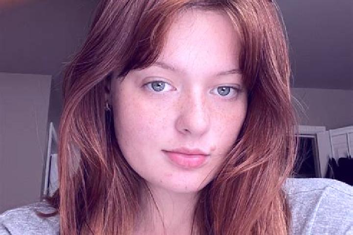 Violet, 39, a red grey-eyed european companion based in Aubevoye. Offering Deep French Kissing, Roleplay, Erotic Massage. Available for incall and outcall, d...