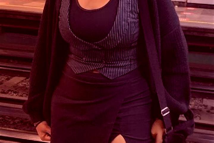 Violet, 39 — Escort in Kesikkoeprue, Turkey
