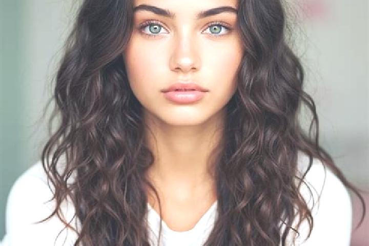 Willow, 20, a auburn amber-eyed mediterranean companion based in Molenschot. Offering Tantra, BDSM, CIM, OWO. Available for incall and outcall, day and eveni...
