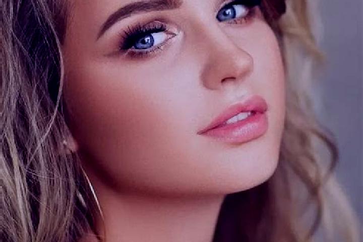 Willow, 20, a dark blonde blue-eyed middle eastern companion based in Zomin Shaharchasi. Offering BDSM, 69, A-Level, Deep French Kissing. Available for incal...