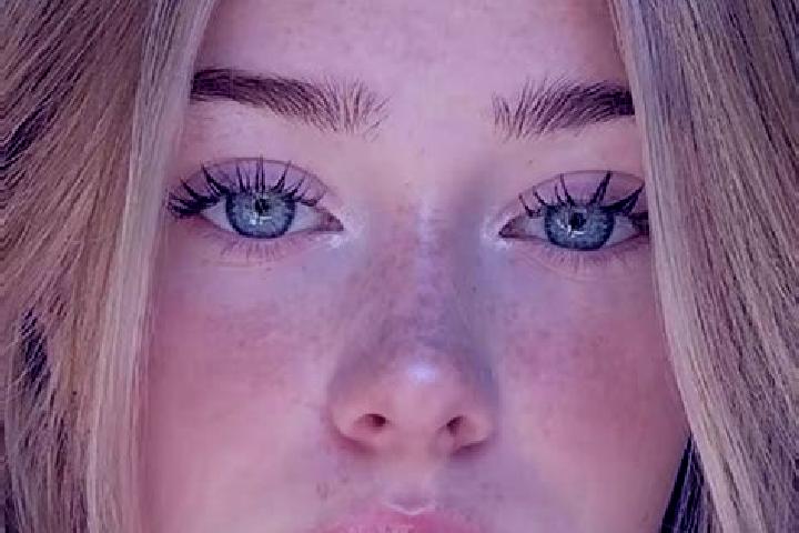 Willow, 20, a dark blonde green-eyed caucasian companion based in Beggerow. Offering 69, GFE, CIM, A-Level, Dinner Date. Available for incall and outcall, ov...