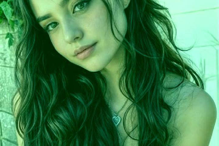Willow, 20, a dark blonde hazel-eyed middle eastern companion based in Bobbio. Offering Striptease, OWO, Domination. Available for incall and outcall, day an...