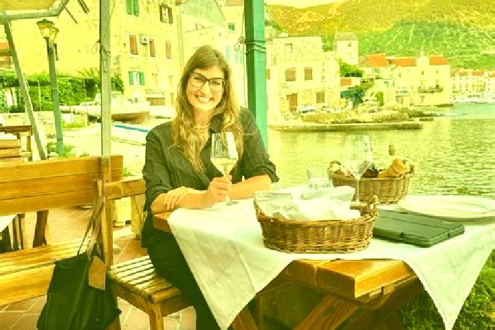Willow, 20 — Escort in Komiza, Croatia