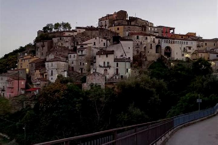 Willow, 20 — Escort in Montemurro, Italy