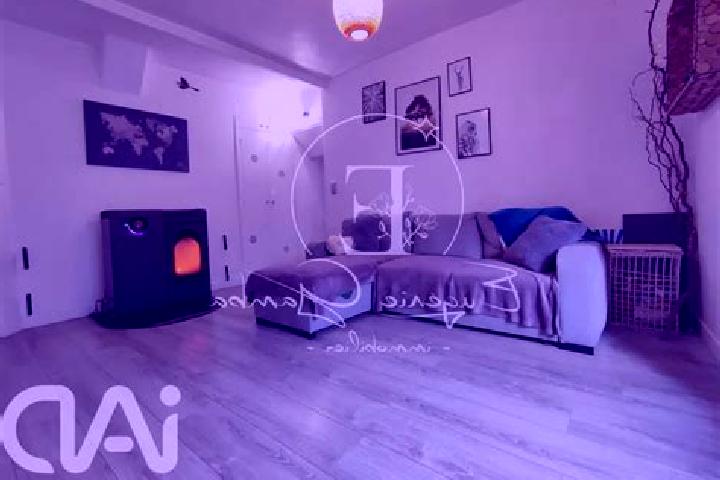 Willow, 20 — Escort in Santeny, France