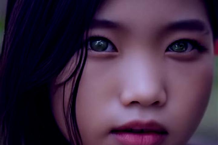Willow, 21, a chestnut green-eyed asian companion based in Heilongkou. Offering Couples, Fetish, Travel Companion, BDSM. Available for incall and outcall, ov...