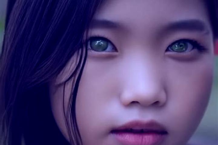 Willow, 21, a chestnut green-eyed asian companion based in Leissigen. Offering Erotic Massage, Prostate Massage, Massage, Girlfriend Experience. Available fo...