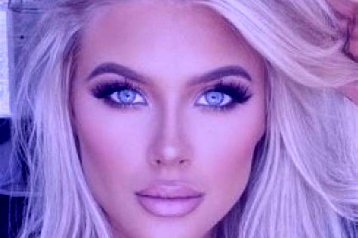 Willow, 21, a platinum blonde brown-eyed latina companion based in Thondorf. Offering Roleplay, Fetish, A-Level. Available for incall and outcall, day and ev...