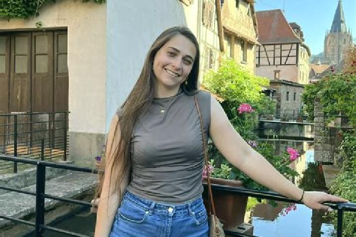 Willow, 21 — Escort in Condat, France
