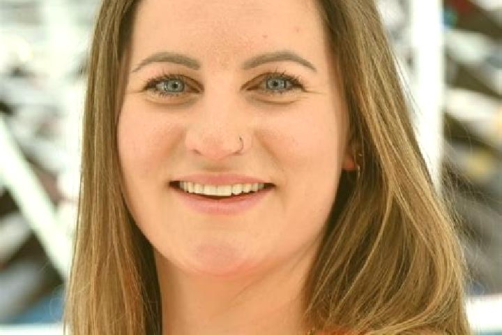 Willow, 21 — Escort in Lohe-Fohrden, Germany