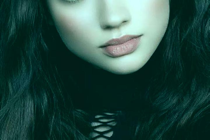 Willow, 22, a auburn dark-eyed middle eastern companion based in Logbakro. Offering Tantra, Domination, Roleplay. Available for incall and outcall, day and e...
